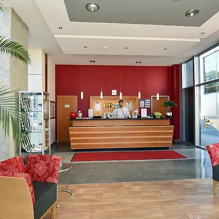 City Hotel Suhl ホテル