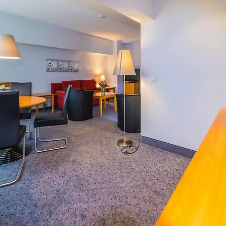 City Hotel Suhl 4*