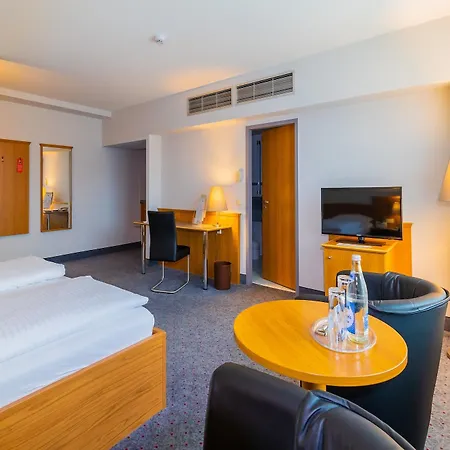 City Hotel Suhl מלון