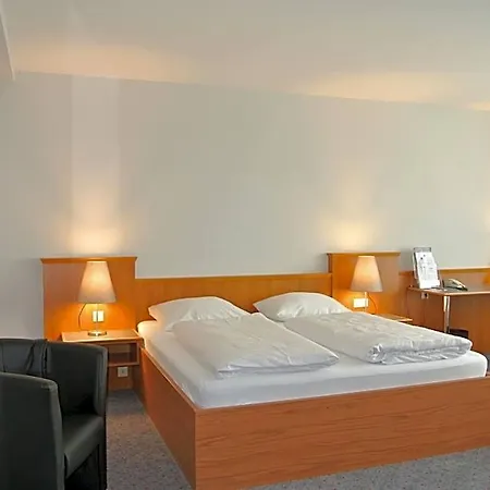 Otel City Hotel Suhl 4*