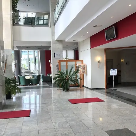 City Hotel Suhl 4* ズール