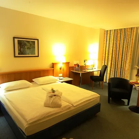 מלון City Hotel Suhl זול
