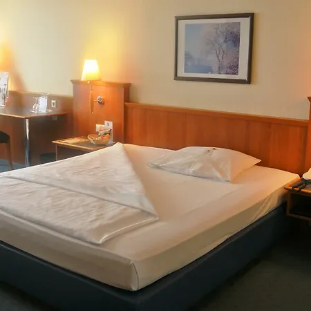 ホテル City Hotel Suhl 4*