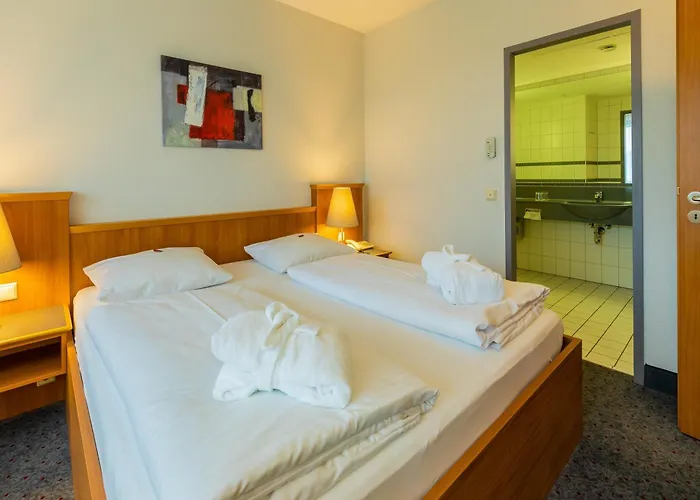 City Hotel Suhl 4*
