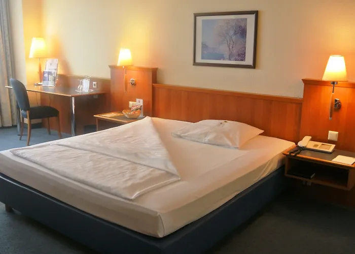City Hotel Suhl 4*